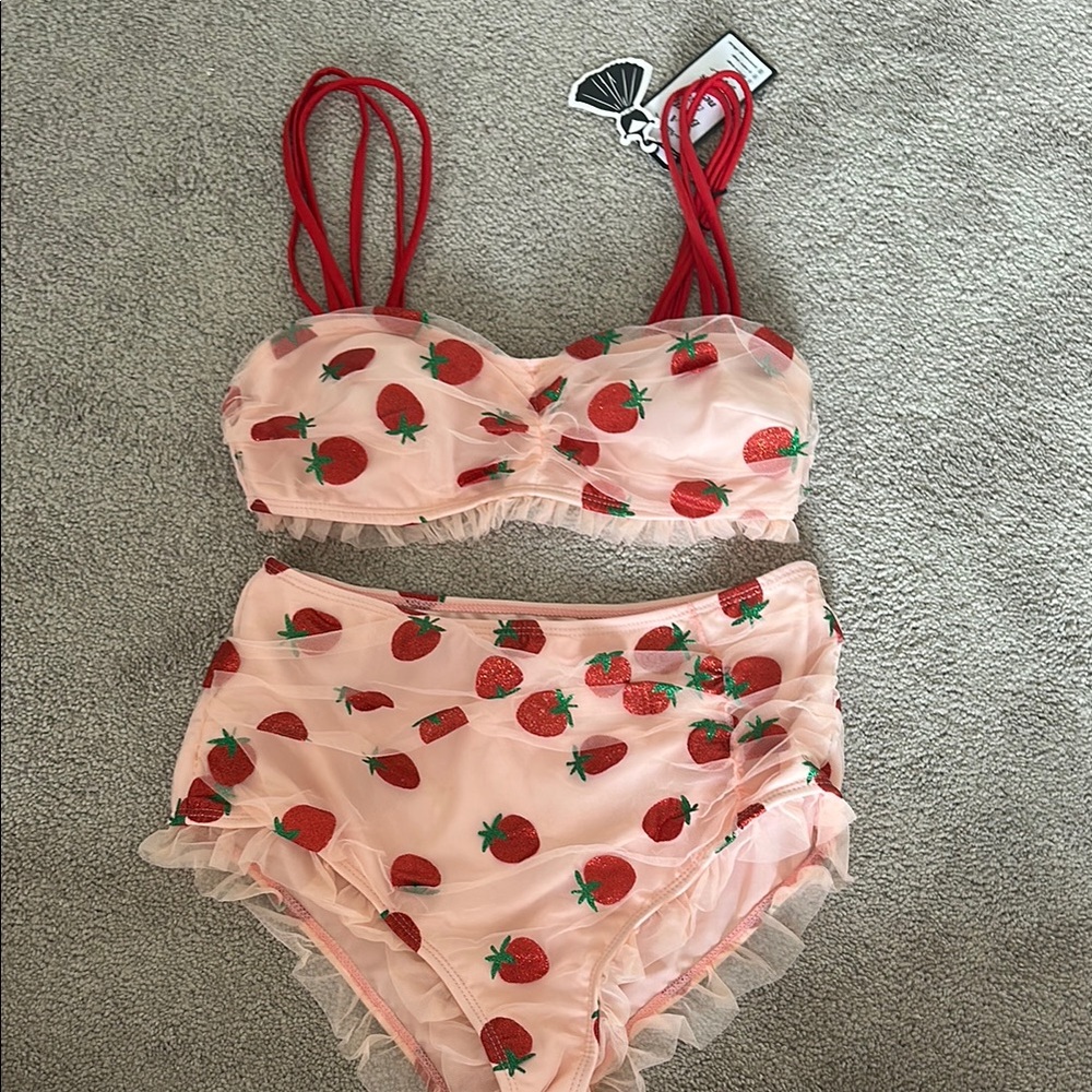 Strawberry Print bathing suit Set - Pink